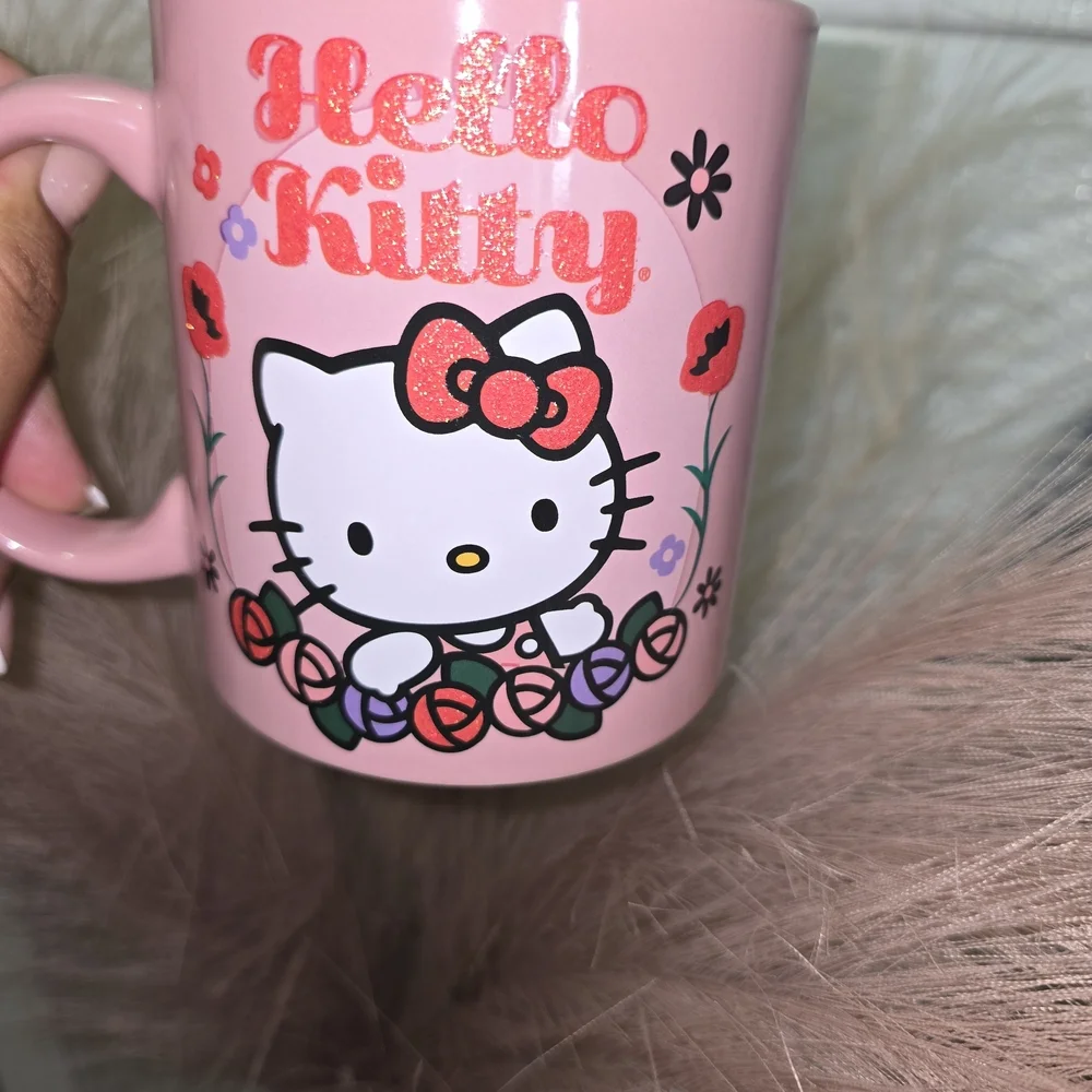 Hello Kitty Pink Ceramic Base